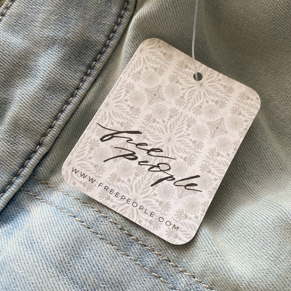 NWT Free People Just Float on Flair Jeans - Picture 5 of 13